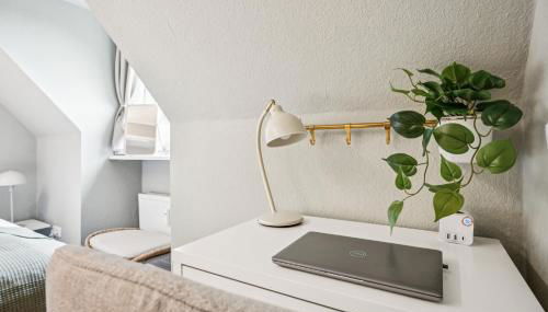 Deluxe! 15min Messe & Uniklinik, Arbeitsplatz, Boxspring - Foto 4