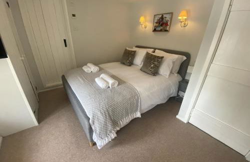 April Cottage - Photo 30