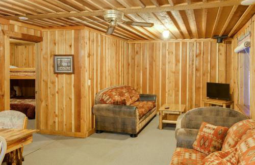 Quaint DeBorgia Retreat Black Diamond Guest Ranch - Foto 3