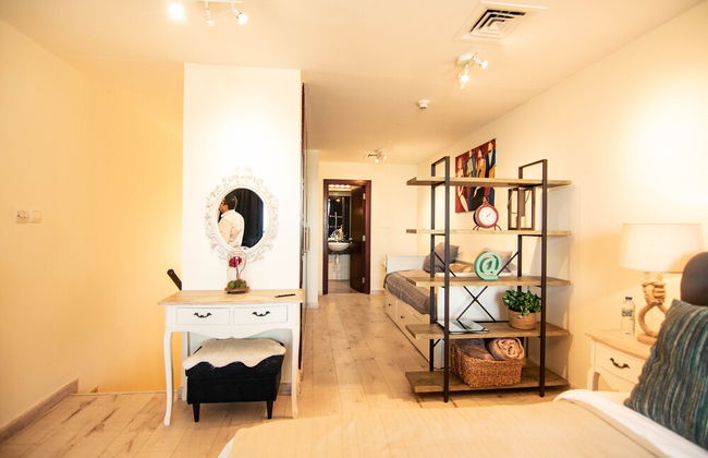 Lux BnB I X1 Tower I Golf Course & Sea Views - Photo 31