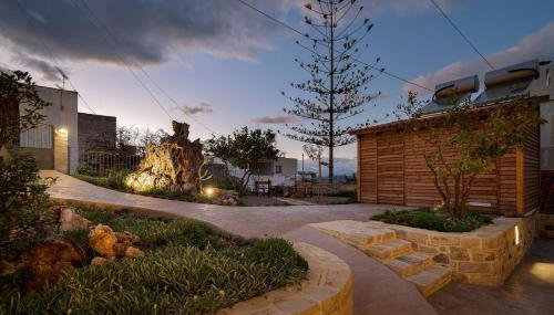 Physis Country House Near Matala Beach & Faistos - Foto 2, Garden, Garden view