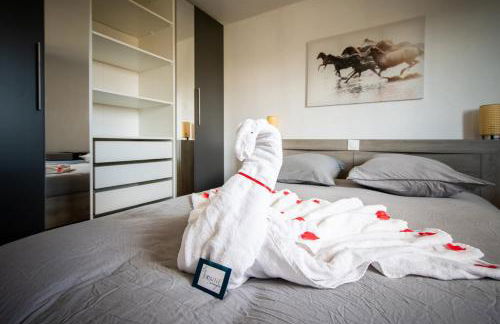 GuestHouse La Costière - logements indépendants - espace piscine jacuzzi - Foto 23