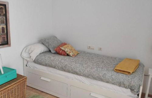 Beautiful Duplex with a Patio - Photo 15