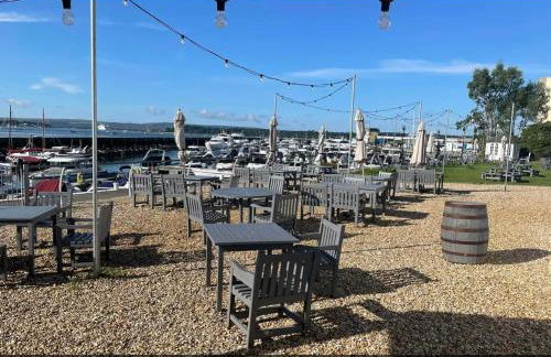 Lilliput Hideaway 5 mins from Sandbanks Beach - Photo 30