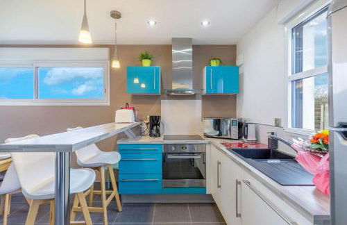 Villa Yana Bretagne Piscine Intérieure partagée et Spa Privatif 100m de la Plage - Foto 3