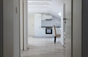 ruhige und moderne 2-Zi. Wohnung - Foto 3