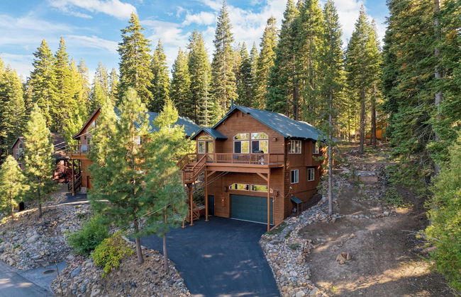 Golden Summit by Avantstay Stunning Secluded Cabin w/ Access to Tahoe Donner - Foto 50