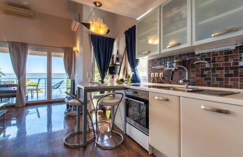 Amazing Apartment In Dobropoljana - Photo 11