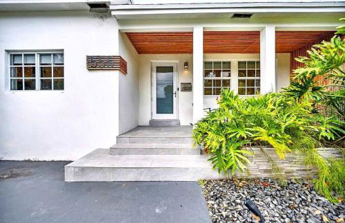 Bright 4BR North Miami Villa Close to Beaches and Huge Backyard - Foto 7