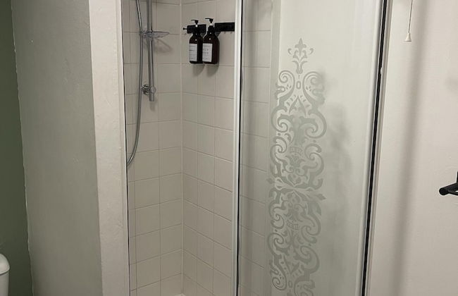 Family Friendly One Bedroom Apartment w King Bed - Foto 7