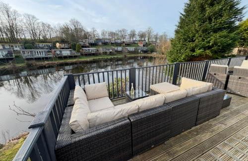 Dillons Lakeside Lodge - Photo 40