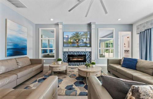 Happiest Home on Earth - Custom Pirate & Nature Bunks 8 King Suites Theater & Pool - Foto 5