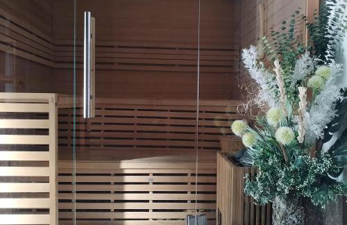 ForRest Spa Apartment - Private Jacuzzi & Sauna - Foto 26