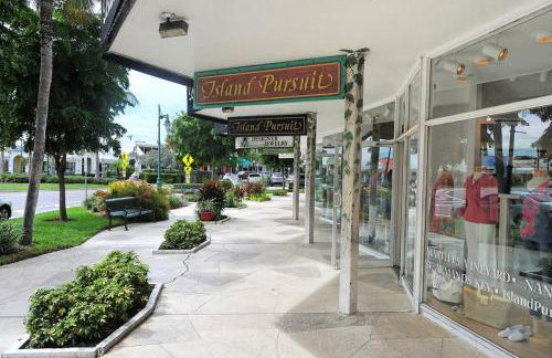 Walkable to Beach, Restaurants, Entertainment! - Photo 43
