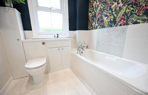 Wisteria Cottage Town Centre FREE PARKING - Foto 21