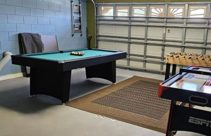 Stunning 4-bedroom Villa w/ Pool - Close to Disney Parks and Gulf Courses! - Photo 51