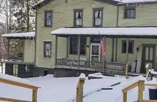 5 Br: Historic Glaab House in Cass, with AC, Amazing Kitchen, Covered Porches, Historical Landmark - Foto 45