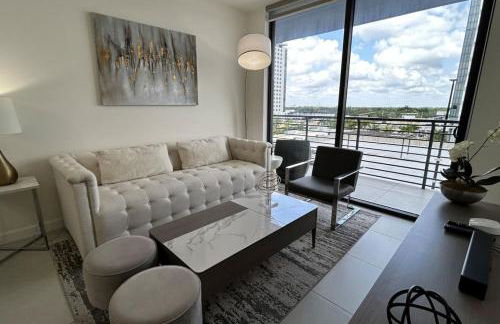 Resort Style Luxury Living in Doral, Miami - Foto 43