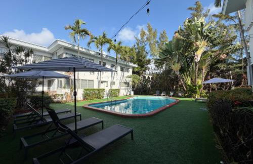 Bay Harbor Boutique Vacation Rental - Photo 38