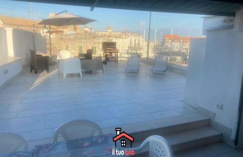 Casa Bianca bnb,Big Terrace,10 min Airport Beaches - Foto 1