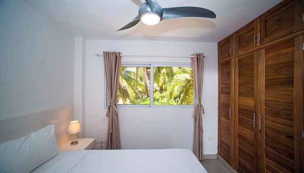 0048 Affordable Condo in the Beach - Foto 3, Habitación