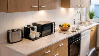 Modern City Apartment with 3 Beds & Smart TV - Foto 2