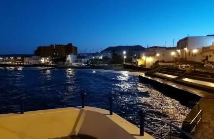 Relax and Quiet Apartment for remote working, with wonderful sea views in Poris de Abona, Tenerife - Canary Islands - Foto 35