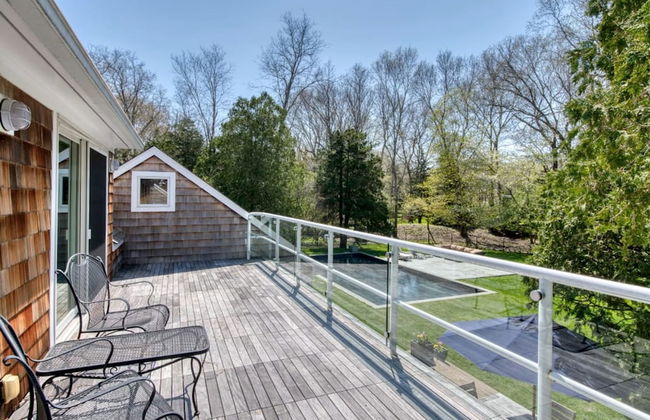 Spacious 5-br 4-bath Pool in East Hamptons - Foto 15