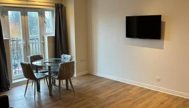 2 Bed 2 Bathroom Apartment central location - Foto 1