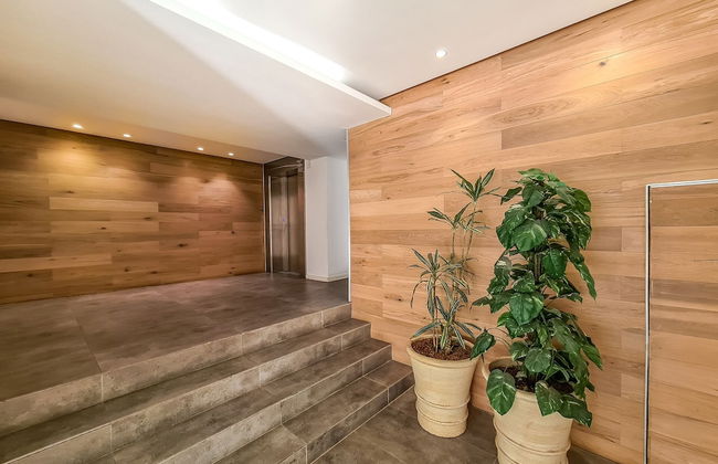 Clifton YOLO Spaces – Clifton Beachfront Executive - Photo 34