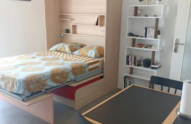 Charmant Studio avec vue sur le port et falaises - Foto 12