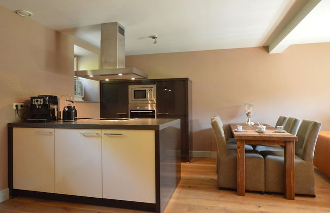 Stunning Holiday Home Near Forest in Slenaken - Photo 29