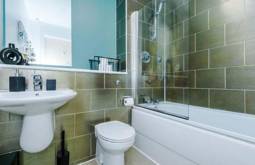 Modern 2BR near Manchester city centre - Free parking garage - Foto 39