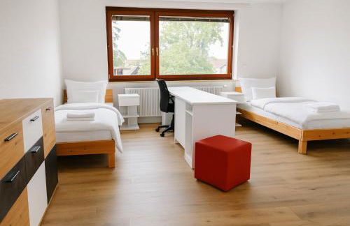 Gemeinschaftsunterkunft Doppelzimmer für max 10P I 2 Bäder I Küche I einzeln oder komplett buchbar - Foto 4