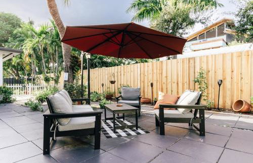 One bedroom private apt 2 blocks to beach King Bed - Foto 26