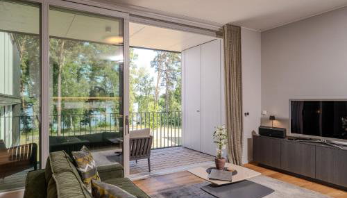 Marina Apartment Seeblick mit Pool und Sauna - Foto 1