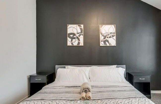 Family Business Retreat King Bed Top Amenities - Foto 21