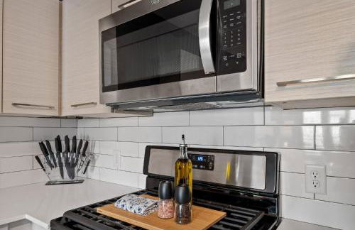 Deluxe 1BR 1BA Pool, Gym, Htub, Pkg - Foto 19