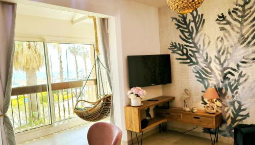 Les Salins de Hyères Vue Mer Exceptionnelle Superbe T2 de 55m2 - Foto 5