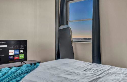 Colorful 2Bed Apt Heart of Downtown Lake Views - Foto 24