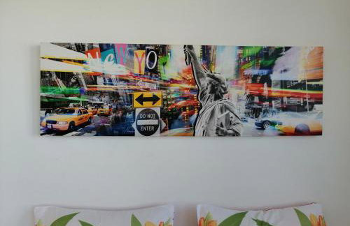 Spacious & Modern Studio Apartment Near the Airport - Foto 7