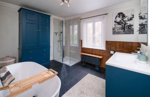 Captain's Cottage - 1BR, Garden, 2-Min Walk to High St - Foto 13