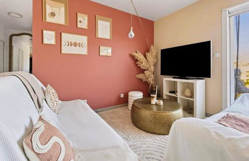 Maison familiale avec jardin calme et parking - Photo 9