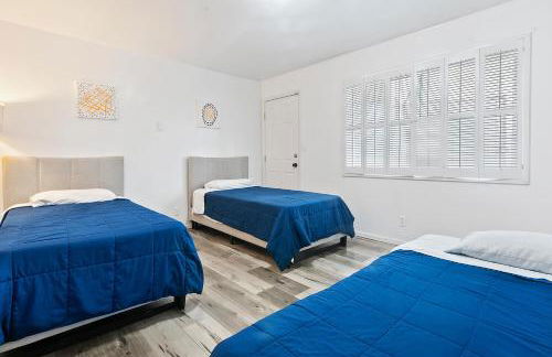 4 bedroom and 3 bath home close to universal studio and Hollywood - Foto 37