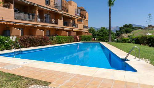 Encinas Garden Stay - Photo 4