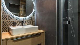 3 Vallées & cycling Cosy 6 to 8 in the Alps - Foto 5, Shower