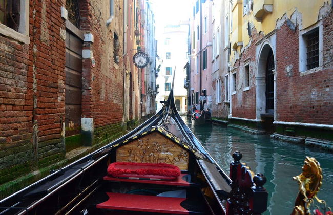 Venice Gondola Ride & Audio Guide - Photo 5