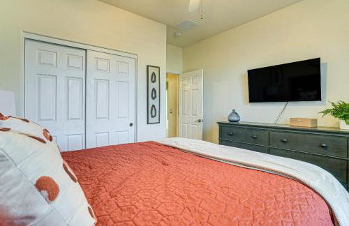 5 Mi to Surprise Stadium Chic Home with Pool - Foto 14