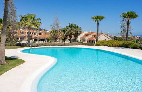 Sunny terrace with Jacuzzi by Costarentals- Ref 26 - Foto 17