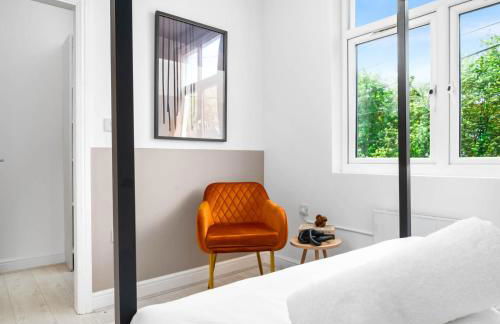 Stylish Apartment - High Speed Internet & Free Netflix - Near City Centre - 2MR - Foto 24